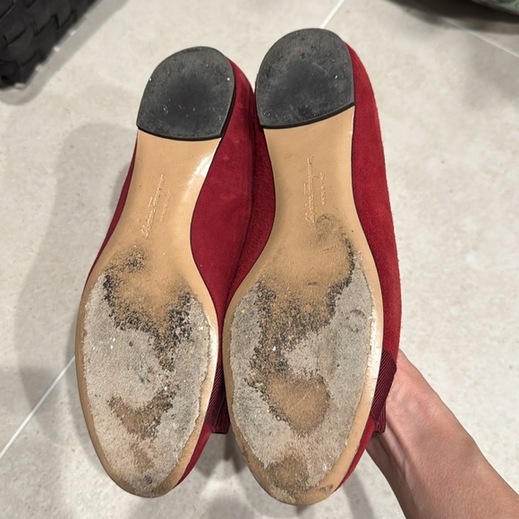 Red flats - Picture 2 of 3